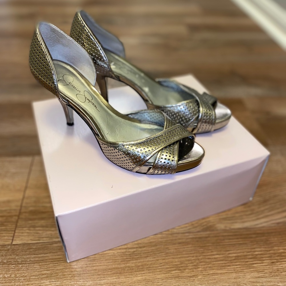 Jessica Simpson Silver Heels